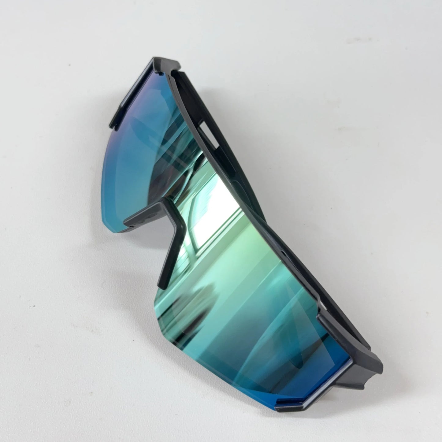 Kids' UV400 Sports Sunglasses – Boys & Girls Cycling & Outdoor Eyewear, Lightweight Summer Sun Shades for Youth