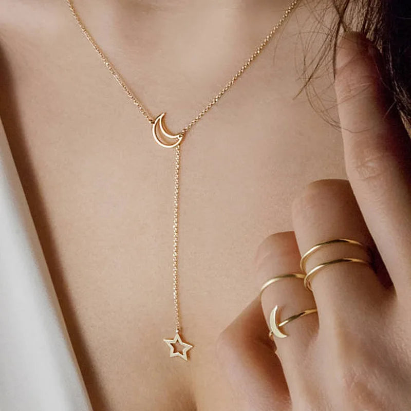 Gargantilla con colgante de luna y estrella dorada – Cadena minimalista de aleación con dije para mujer | Regalo de joyería de moda para fiesta