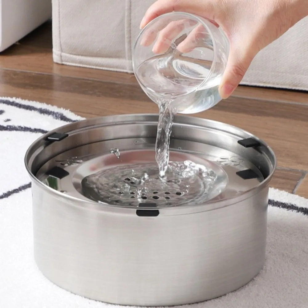 Stainless Steel Dog Water Bowl – Anti-Spill & Anti-Splash Portable Pet Water Feeder with Non-Slip Base for Outdoor Travel
