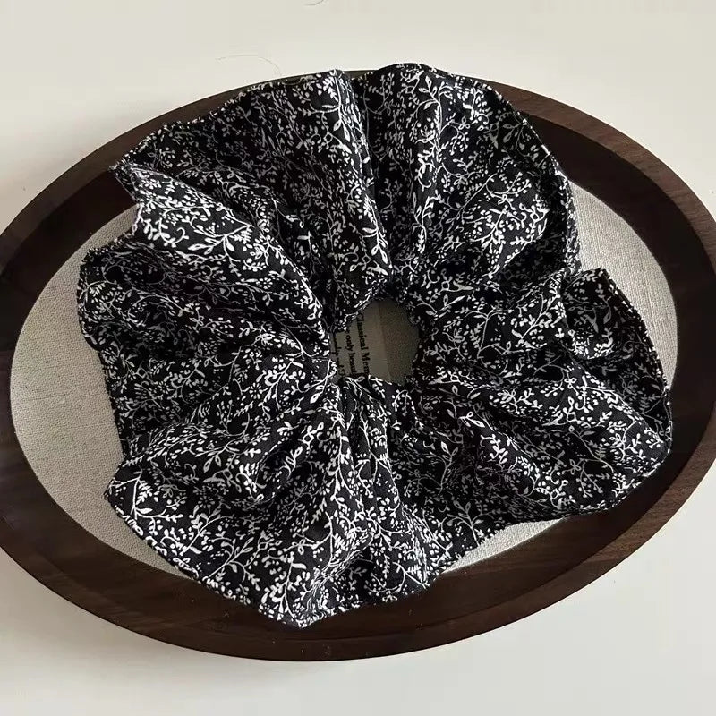 Korean Leopard Print Oversized Scrunchie – Large Elastic Hair Tie for Women & Girls | Retro Fashion Ponytail Hair Accessory