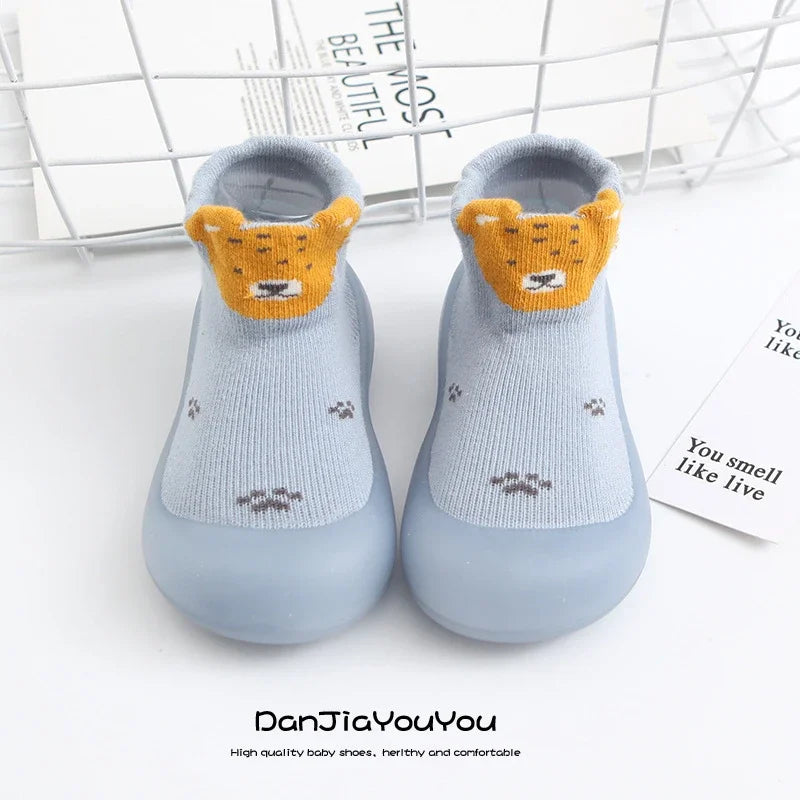 Zapatos y calcetines primeros pasos para bebés – Bonitas zapatillas de dibujos animados para bebés con suela de goma suave para niños y niñas
