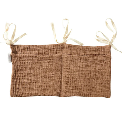 Organizador Colgante para Cuna de Bebé – Cesta de Almacenamiento para Mesita de Noche con 2 Bolsillos para Pañales, Juguetes, Ropa y Artículos Esenciales para Bebés