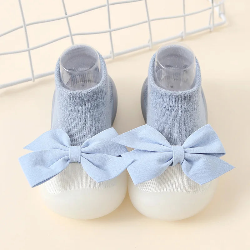 Zapatos y calcetines primeros pasos para bebés – Bonitas zapatillas de dibujos animados para bebés con suela de goma suave para niños y niñas