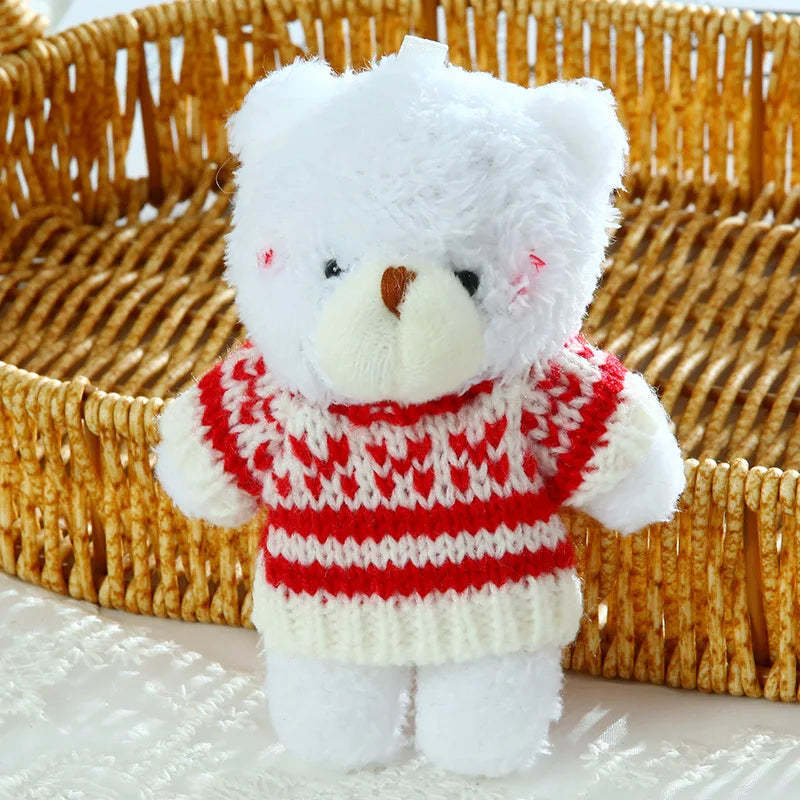 Cute Bear Plush Keychain with Sweater – Mini Stuffed Teddy Bear Pendant for Girls, Backpacks, Bags & Kids’ Gifts