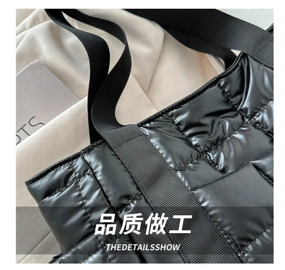 Sac à bandoulière matelassé pour femmes – Grand sac fourre-tout en nylon pour l'hiver 2025, motif en coton chaud, sac à main de voyage décontracté et tendance
