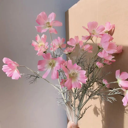 1 Gerbe de 60cm de Fleurs Artificielles Camomille Marguerite – Fausse Fleur en Soie Blanche pour Décoration de Mariage, Décoration de Table, Arrangements de Fête & Bouquets DIY