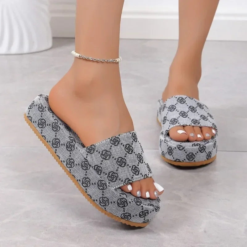 Sandalias de plataforma deslizantes para mujer – Zapatillas de playa planas florales, cómodas zapatillas de verano para exteriores para mujer