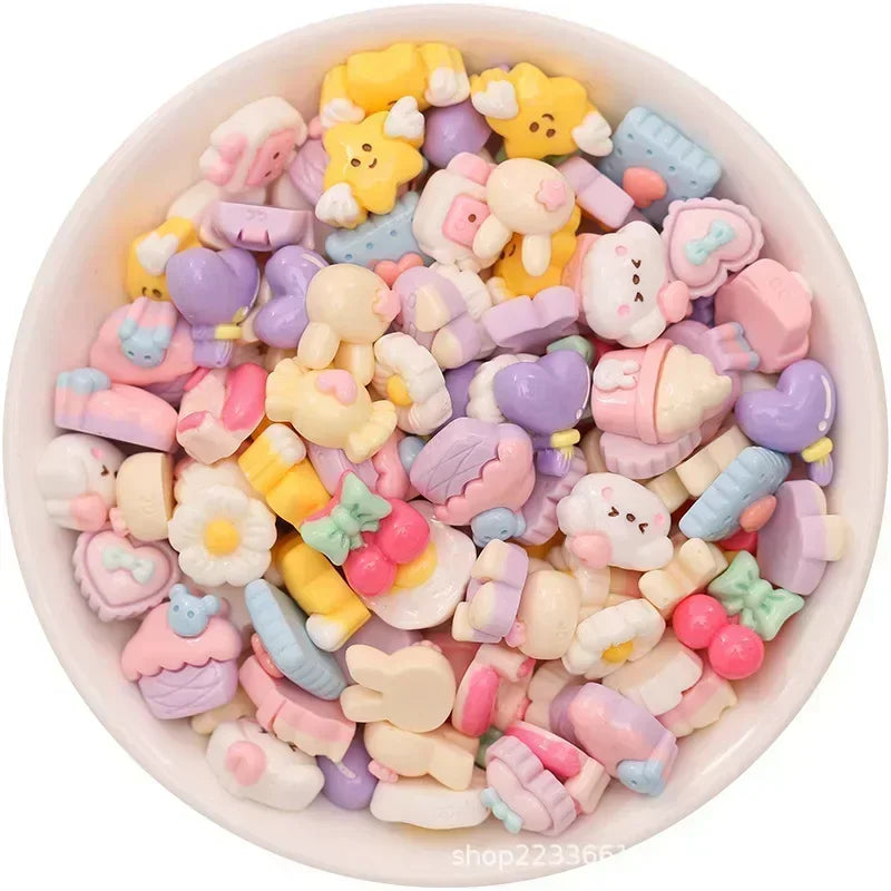 30/300pcs Mini Breloques en Résine Bonbon Fleur Amour – Mignons Accessoires de Bricolage pour Nail Art, Barrettes à Cheveux, Scrapbooking, Bijoux Faits Main et Projets Créatifs pour Enfants