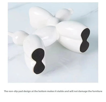 Sculpture de Chien Ballon en Céramique Nordique – Figurine Décorative Moderne pour Maison, Bureau et Étagère