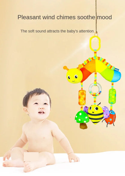 Peluche de actividades "Bebé Arcoíris" – Juguete sensorial colgante para cochecito para 0-12 meses, juguete móvil para asiento de coche y cuna, juguete de viaje suave y educativo para el desarrollo y juego del recién nacido.