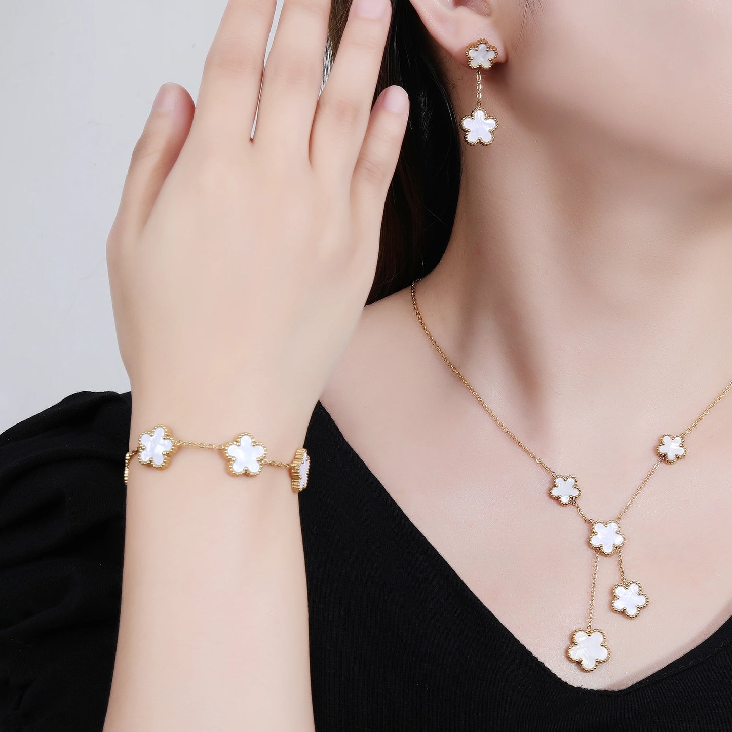 Stainless Steel Five Leaf Flower Clover Bracelet for Women Girls Adjustable Laser Petal Classic Brand Jewelry Gift