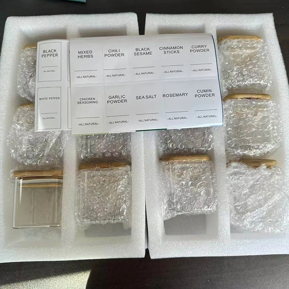 Lot de 14 bocaux à épices en verre de 150 ml avec étiquettes – Récipients de rangement carrés en verre avec couvercles en bambou, étiquettes autocollantes, bocaux de conservation pour épices, herbes, assaisonnements et organisation de la cuisine