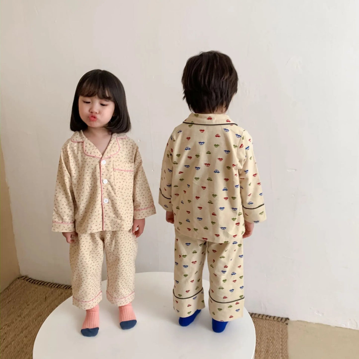Cartoon Bear Kids Pajama Set – Soft Cotton Two-Piece Sleepwear for Boys & Girls, Comfortable Spring & Autumn Home Clothing