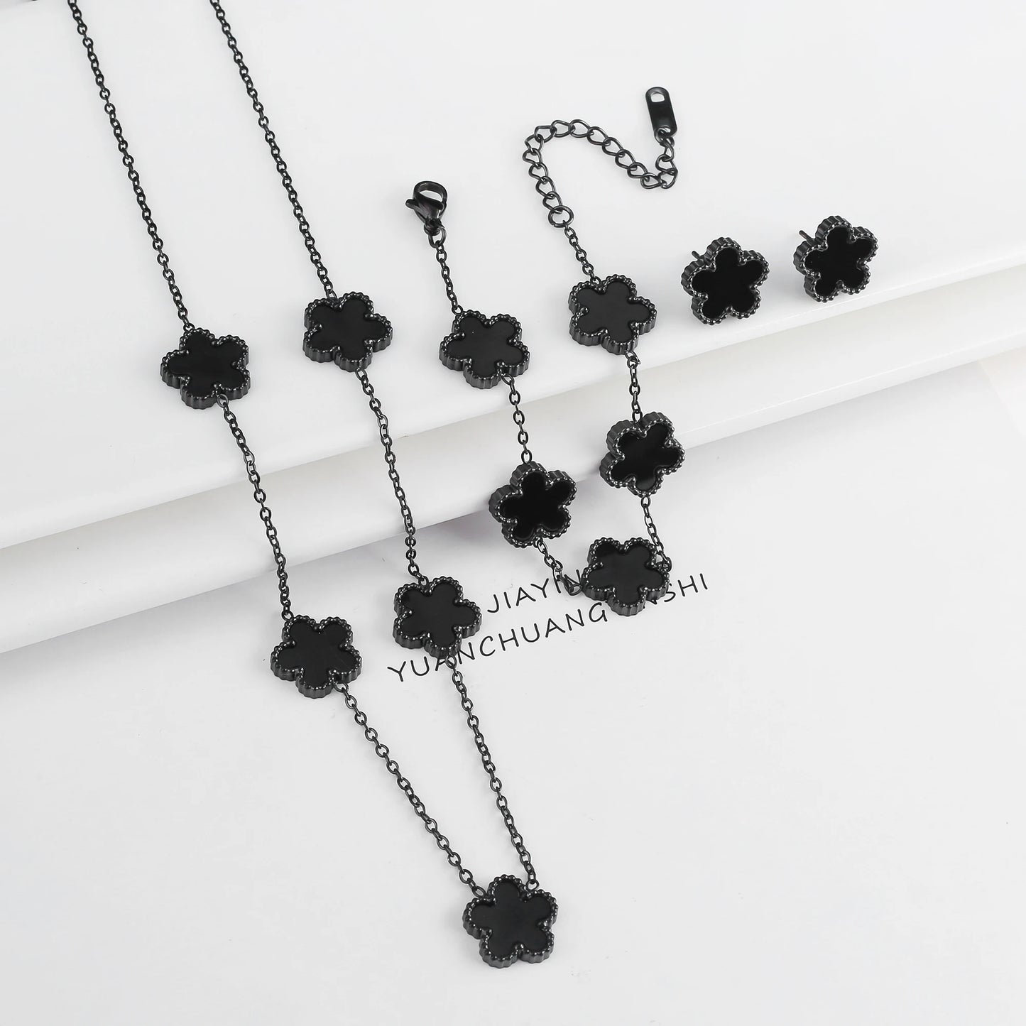 3Pcs Women’s 18K Gold Plated Five Leaf Flower Jewelry Set Clover Necklace Earrings Bracelet Party
