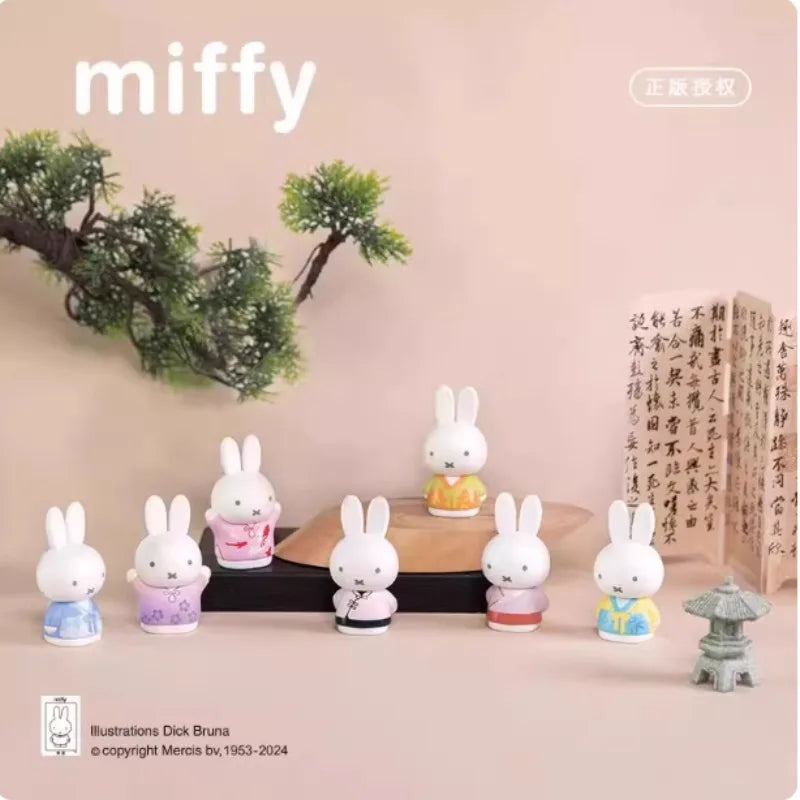 Caja Ciega Original de la Serie Miffy Estilo Antiguo – Minifiguras Lindas de Grano, Adornos Colgantes de Personajes de Anime, Juguetes y Regalos Coleccionables para Festivales