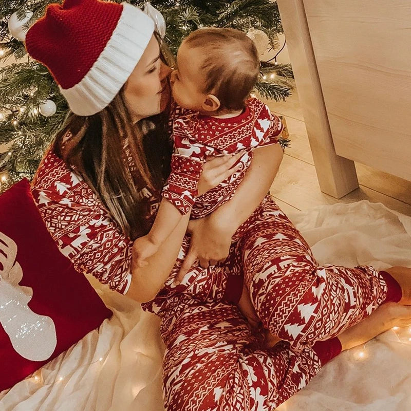 Mommy & Me Christmas Pajamas Set 2026 – Soft Cute 2-Piece Family Sleepwear for Adults & Kids, Matching Xmas Look Holiday Outfits