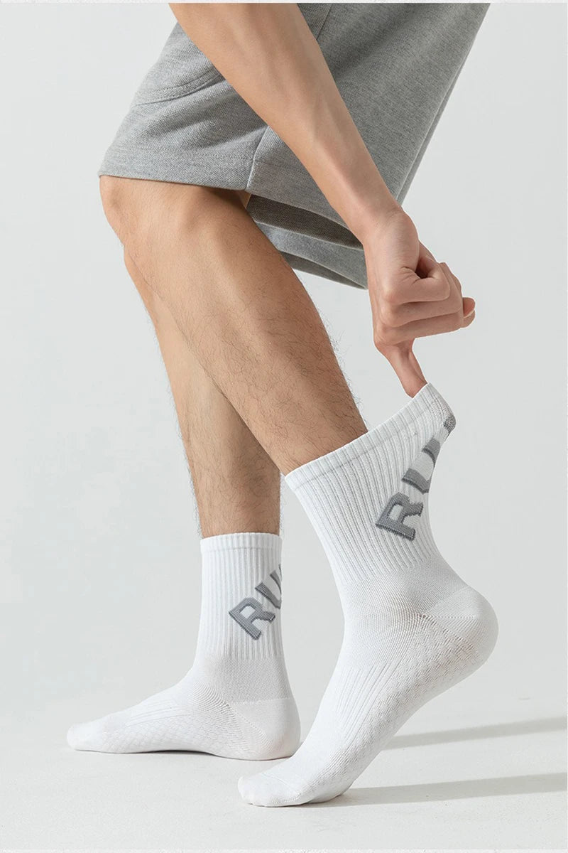 Running Socks for Men & Women – Quick-Dry Middle Tube Crew Socks for Marathon, Cycling & Fitness Training
