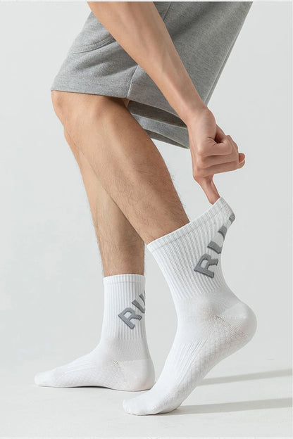 Running Socks for Men & Women – Quick-Dry Middle Tube Crew Socks for Marathon, Cycling & Fitness Training