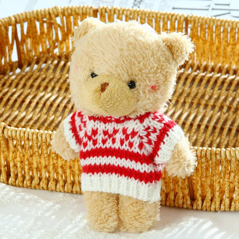 Cute Bear Plush Keychain with Sweater – Mini Stuffed Teddy Bear Pendant for Girls, Backpacks, Bags & Kids’ Gifts