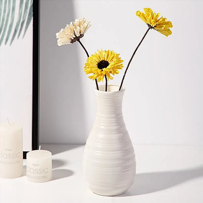 Nordic Modern Plastic Flower Vase – Minimalist Decorative Vase for Fresh Flowers & Home Décor