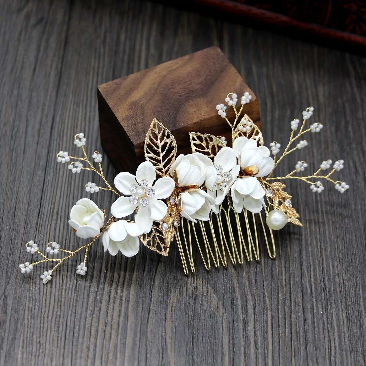 Luxury Floral Bridal Hair Comb with Gold Leaves – Crystal Wedding Hair Accessory for Brides & Prom