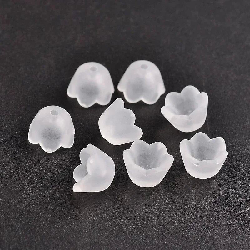 50 à 200 perles de fleurs en acrylique transparent – Perles tulipe et muguet pour la fabrication de bijoux, bracelets, colliers et projets d'artisanat