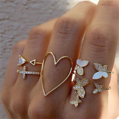 Juego de anillos bohemio dorado para mujer – Anillos apilables de cristal con diseño de amor, corazón, luna, flecha, flor y letra | Regalo de joyería bohemia para boda