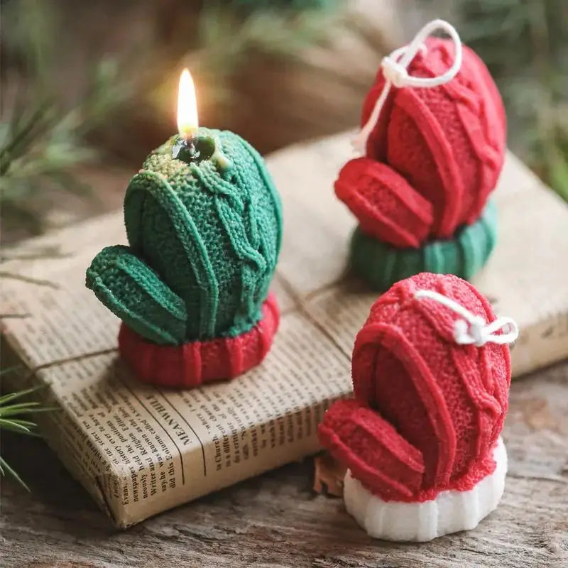 1-3PCS Christmas Glove-Shaped Candles – 3D Scented Soy Wax Aromatherapy Candles for Weddings, Birthdays & Festive Home Decor