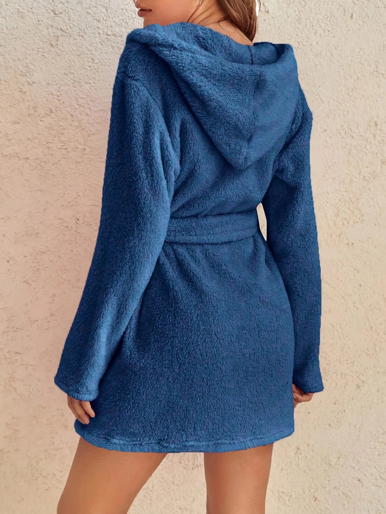 Women’s Hooded Fleece Robe – Solid Color Cozy Warm Bathrobe with Belt for Autumn & Winter Home Wear