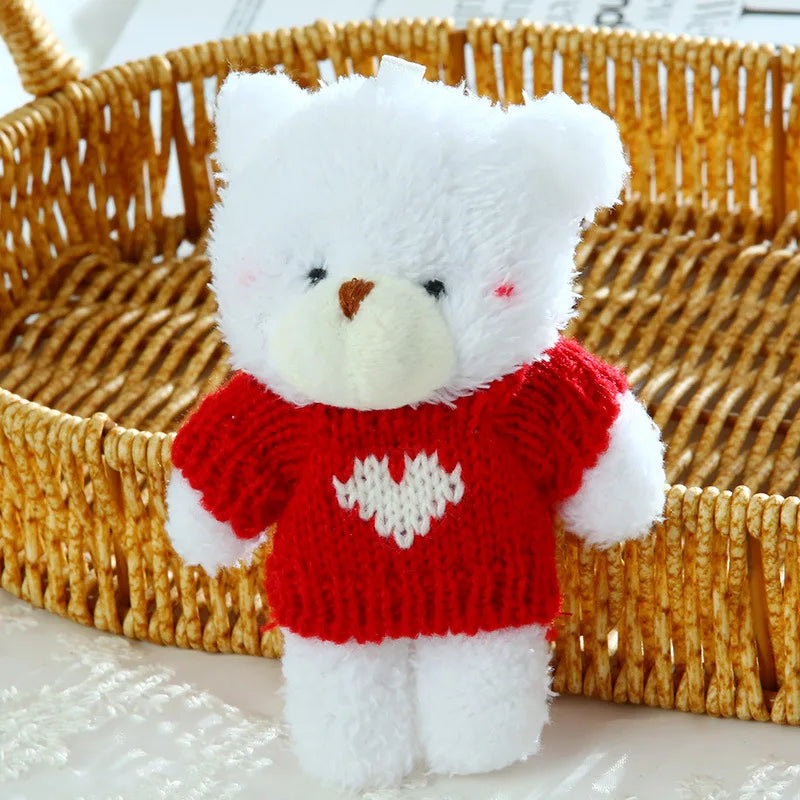 Cute Bear Plush Keychain with Sweater – Mini Stuffed Teddy Bear Pendant for Girls, Backpacks, Bags & Kids’ Gifts