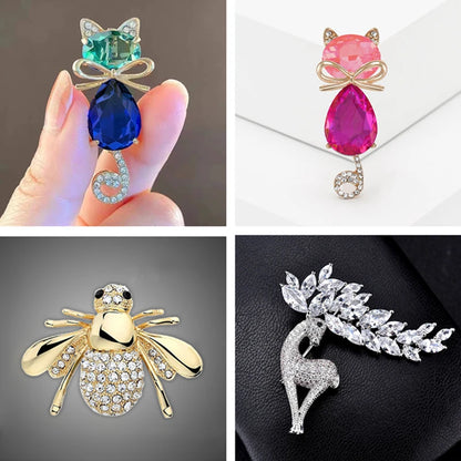 Rhinestone Cat Brooch Pin for Women & Men – Exquisite Cartoon Animal Fashion Jewelry for Party, Casual Clothing & Gift Accessories