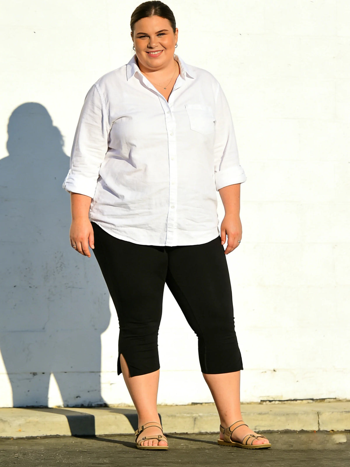 Women's Plus Size Capri Leggings XL-5XL – High-Waist Stretch Yoga & Workout Pants with Split Hem, Comfortable Cropped Activewear