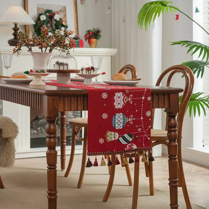 Christmas Snowflake Jacquard Table Runner – Winter Dining Table Cloth for Xmas, New Year, Rustic Home Decor & Holiday Gift
