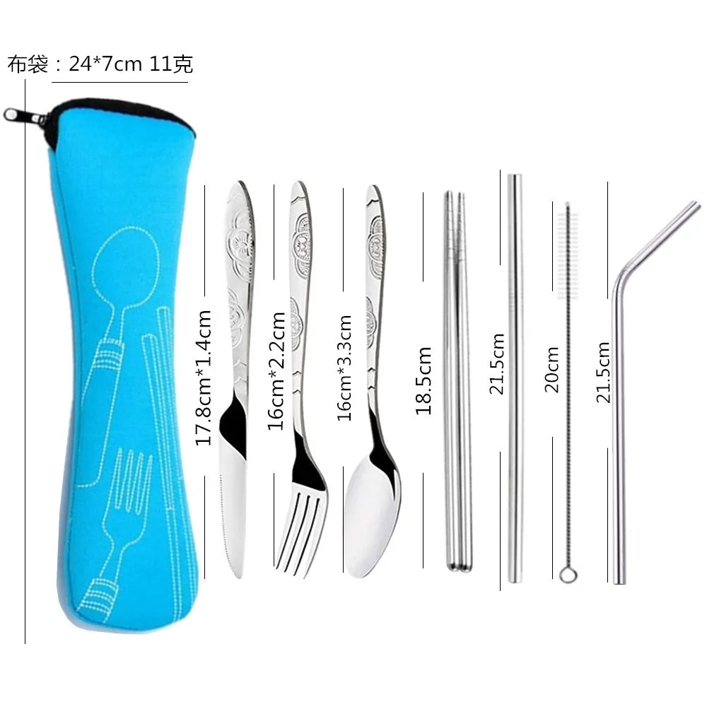 Ensemble de couverts de voyage en acier inoxydable 7 pièces – Couteau, fourchette, cuillère, baguettes et paille portables avec sac de transport pour le camping en plein air, les pique-niques, l'école et les repas quotidiens