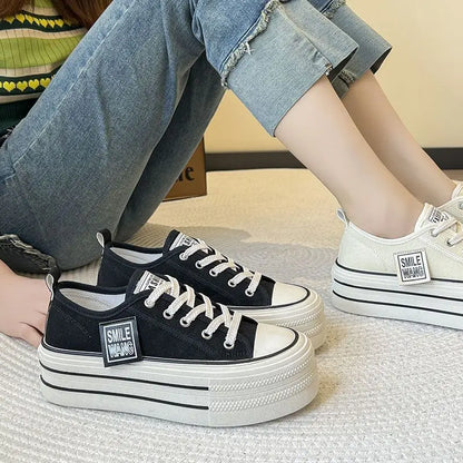 Women's Platform Canvas Sneakers Lace-Up Casual Walking Shoes Comfortable Fashion Trainers