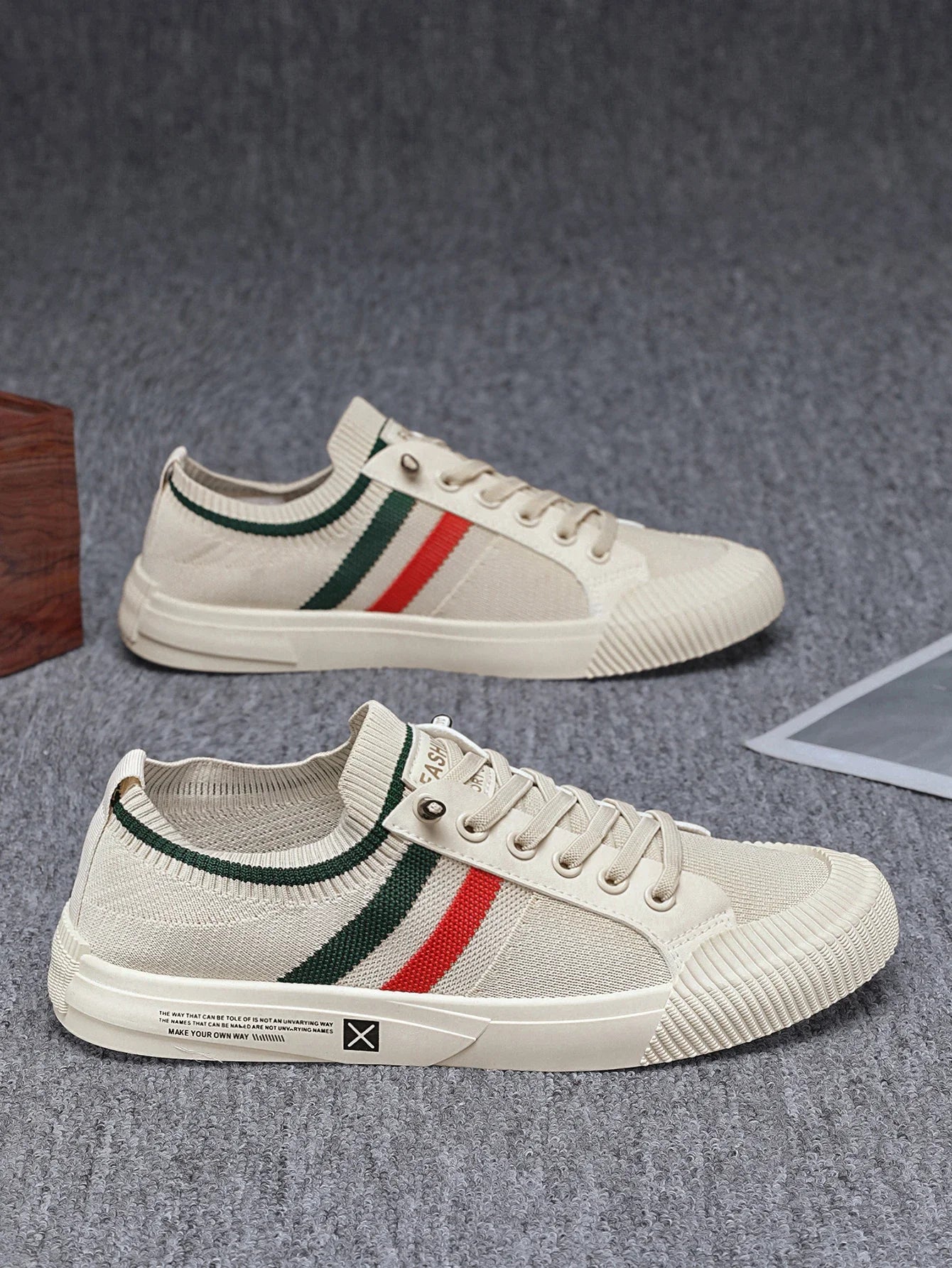 Chaussures de Sport Décontractées pour Hommes – Baskets Légères pour la Conduite, Chaussures de Marche Confortables pour les Trajets Quotidens, Grande Taille 45-48