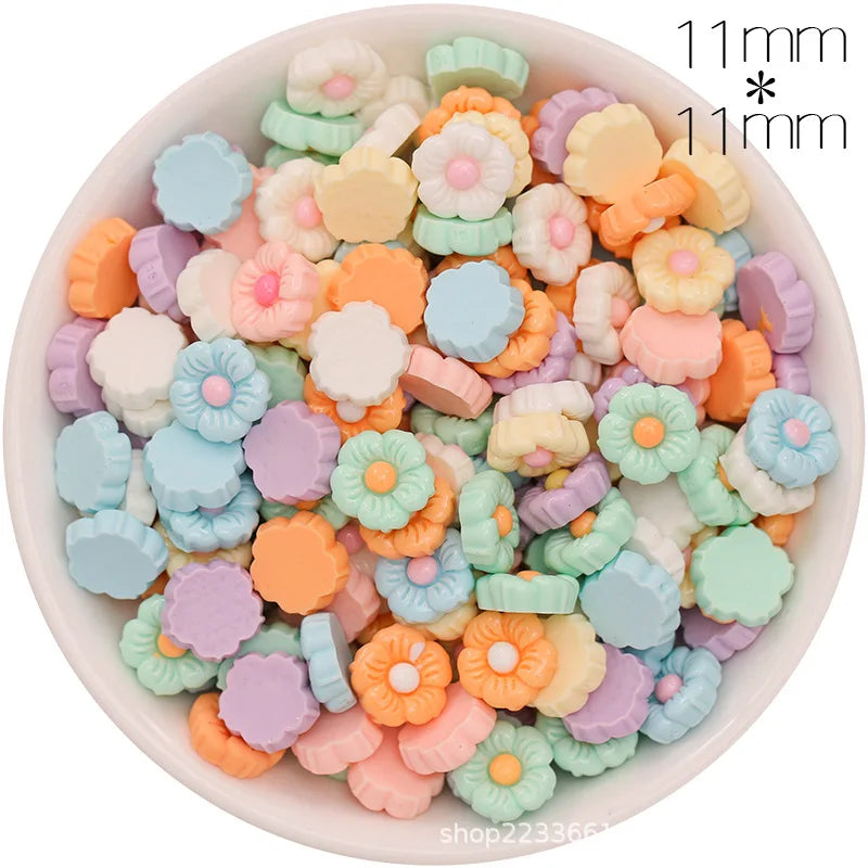 30/300pcs Mini Breloques en Résine Bonbon Fleur Amour – Mignons Accessoires de Bricolage pour Nail Art, Barrettes à Cheveux, Scrapbooking, Bijoux Faits Main et Projets Créatifs pour Enfants