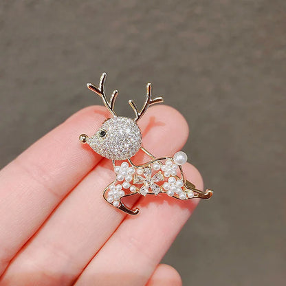 Elegant Snowflake Pearl Crystal Brooch – Fashion Corsage Coat Accessory for Women, Party, Wedding & Formal Outfit Decoration