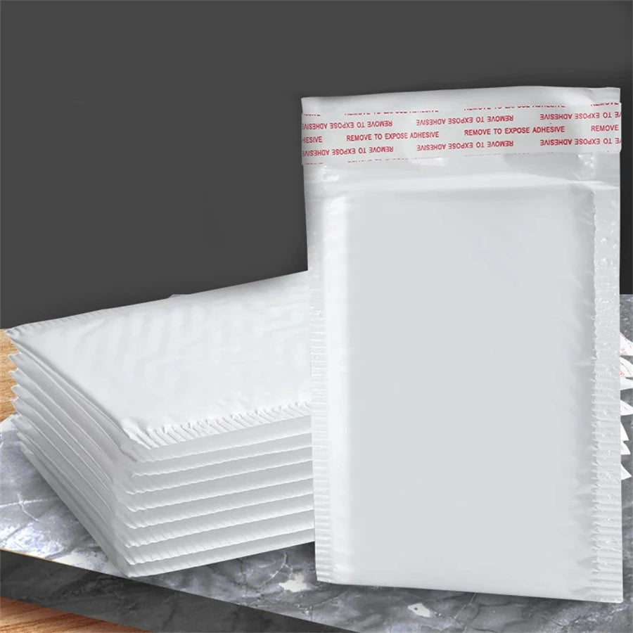 Paquete de 100 Sobres Burbuja Perlados Impermeables – Sobres de Envío Acolchados Autoadhesivos con Amortiguación de Espuma Gruesa para un Empaque Seguro
