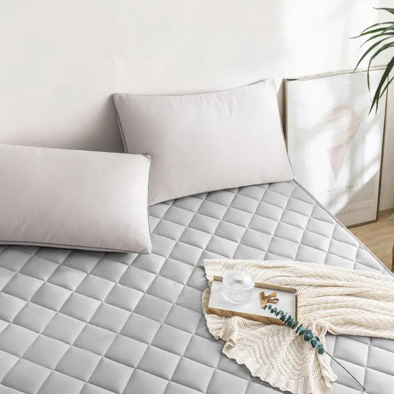 Protège-matelas imperméable – Housse de matelas lavable avec jupe élastique pour la protection du lit