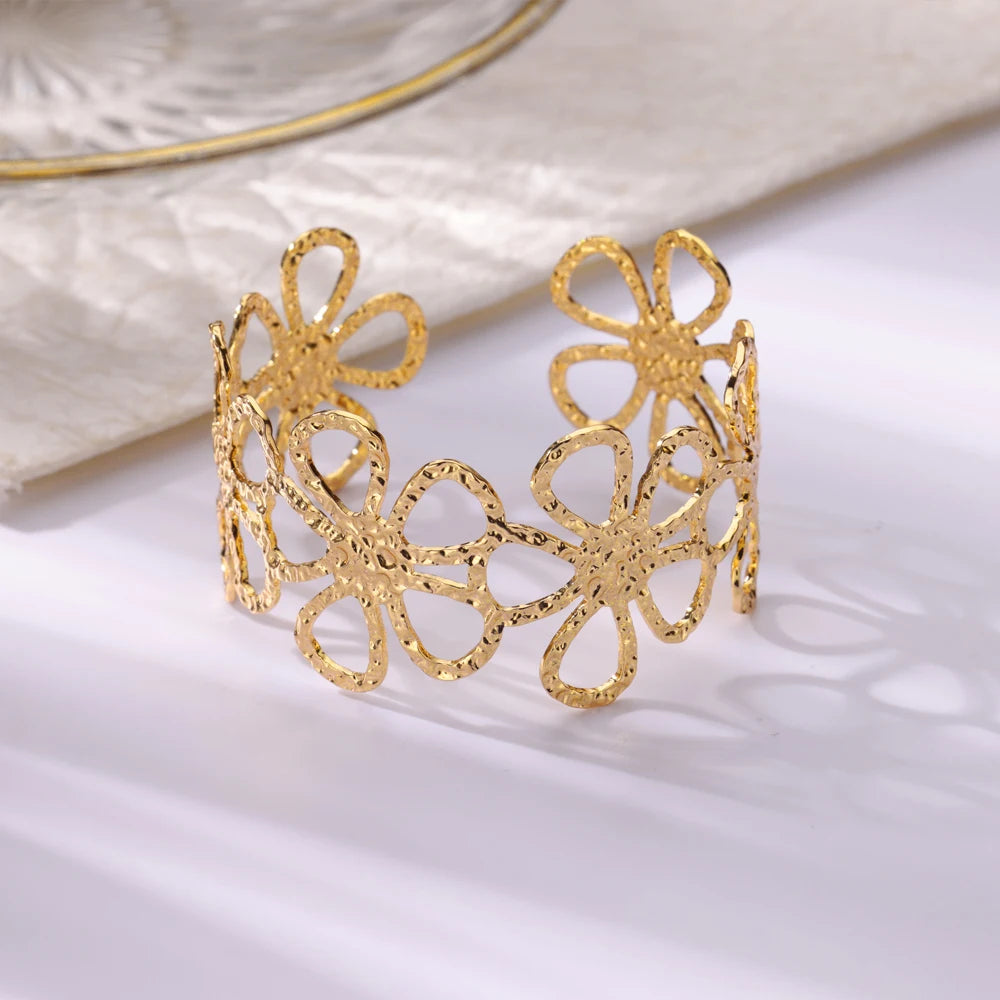 Stainless Steel Open Flower & Leaf Bangle Bracelet – Gold Geometric Cuff Bracelet for Women & Men | Minimalist Fashion Jewelry