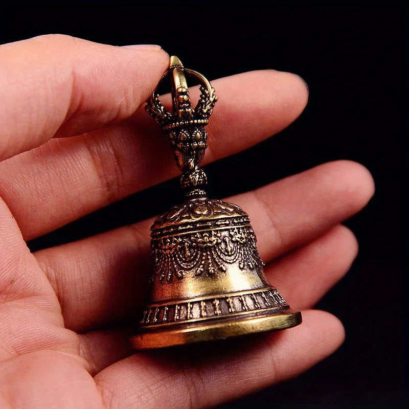Llavero de Campana Tibetana de Latón – Amuleto de Bronce Hecho a Mano para Accesorios de Coche, Decoración del Hogar y Regalo Creativo