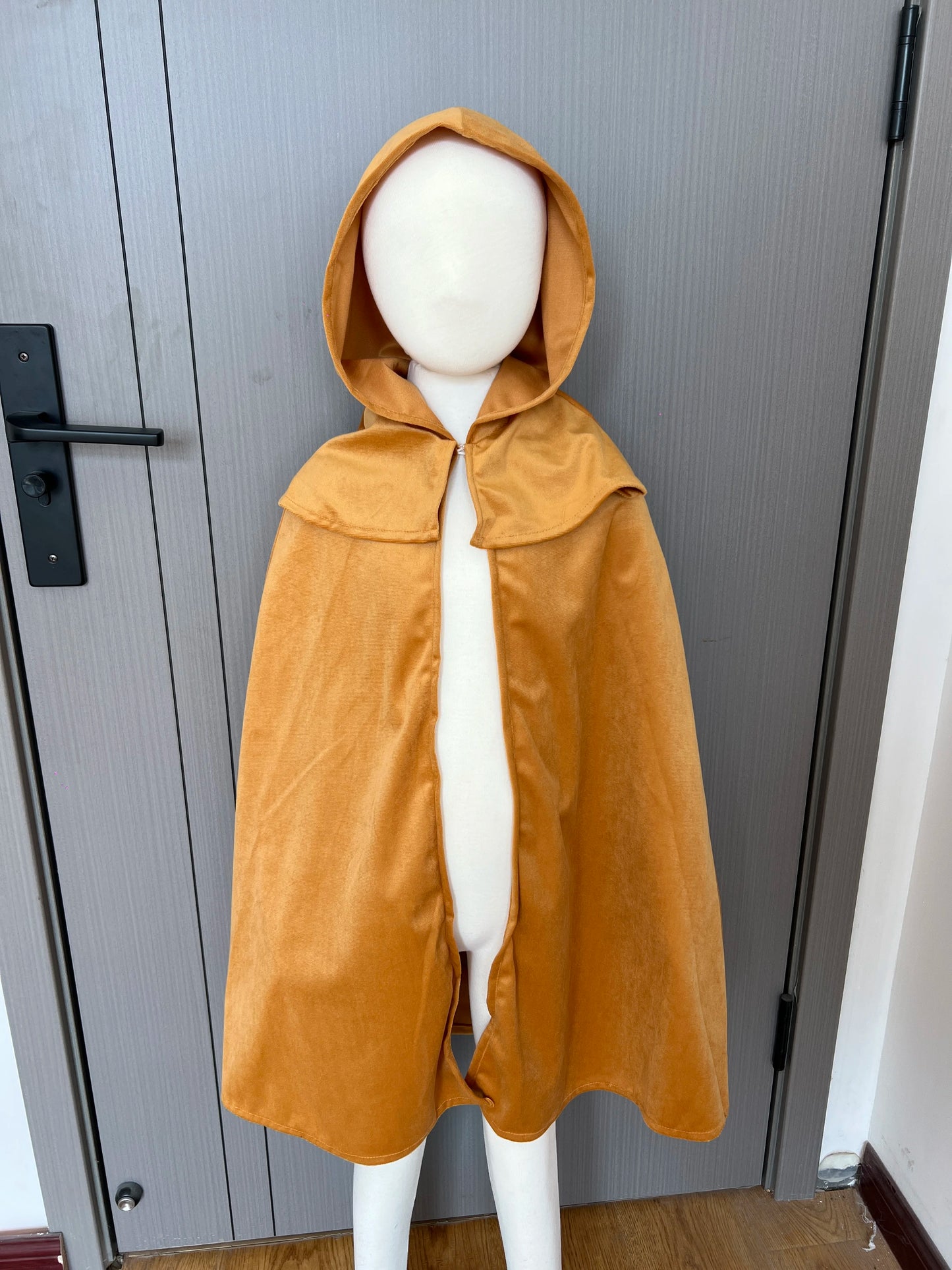 Holly Wheeler Cosplay Costume – Season 5 Inspired Dress, Scarf & Hooded Cloak Outfit for Halloween, Party & Stage Performance