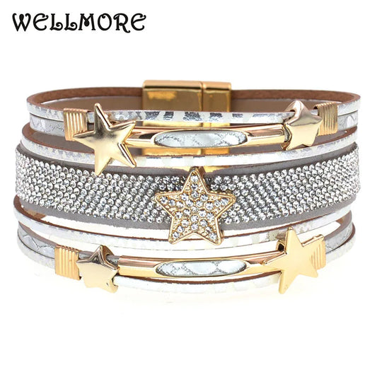 Pulsera de cuero WELLMORE con dije de estrella – Pulsera bohemia de aleación de zinc para mujer | Regalo de joyería de moda en capas