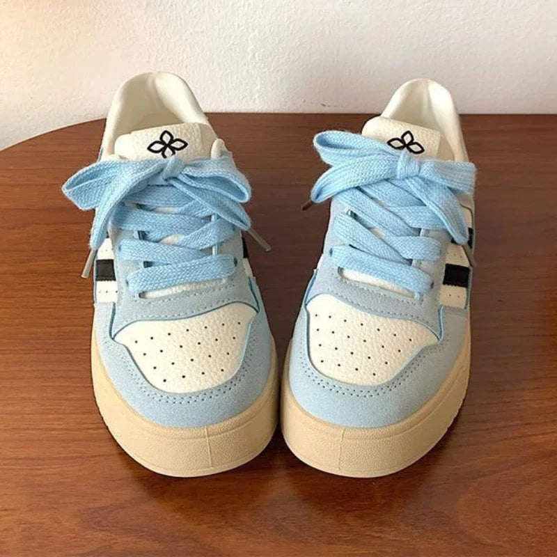 Women's Casual Flat Sneakers – Round Toe Breathable Lace-Up Shoes, Comfortable Shallow-Mouth Design for Spring & Autumn Everyday Wear