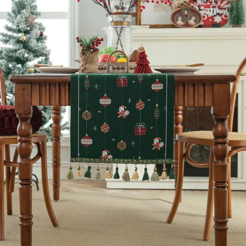 Christmas Snowflake Jacquard Table Runner – Winter Dining Table Cloth for Xmas, New Year, Rustic Home Decor & Holiday Gift