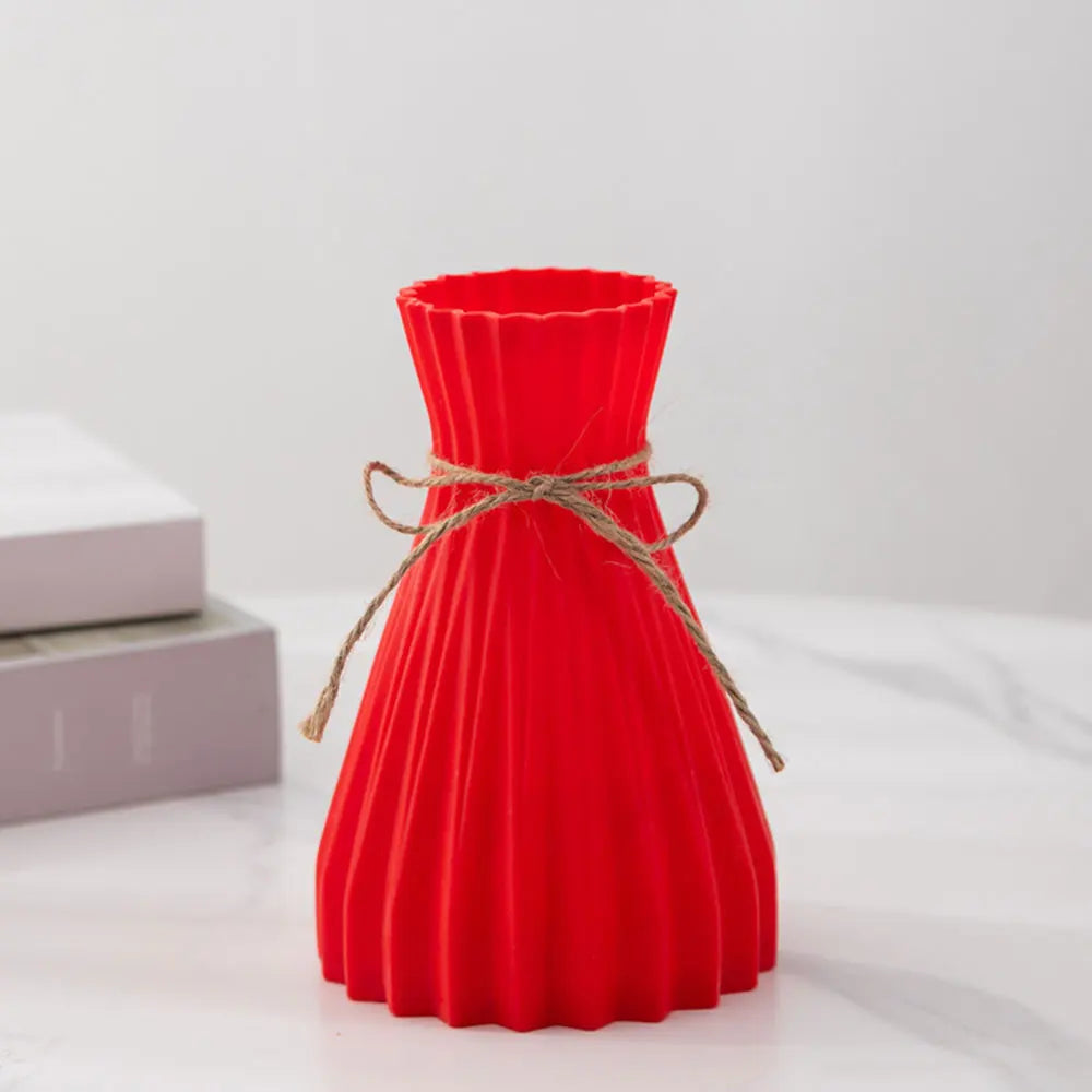 Creative Origami Style Plastic Flower Vase – Modern European Pleated Folding Decorative Vase for Fresh & Dried Flowers