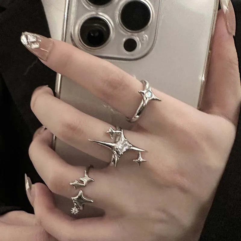 Anillo Ajustable Vintage Cruz y Estrella Irregular – Anillo Abierto Gótico Punk Plateado para Pareja, Hombre y Mujer | Joyería de Regalo Y2K E-Girl