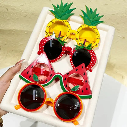 Hawaiian Luau Party Decorations Set – Tropical Beach-Themed Party Supplies with Grass Table Skirt & Hibiscus Flowers for Celebrations