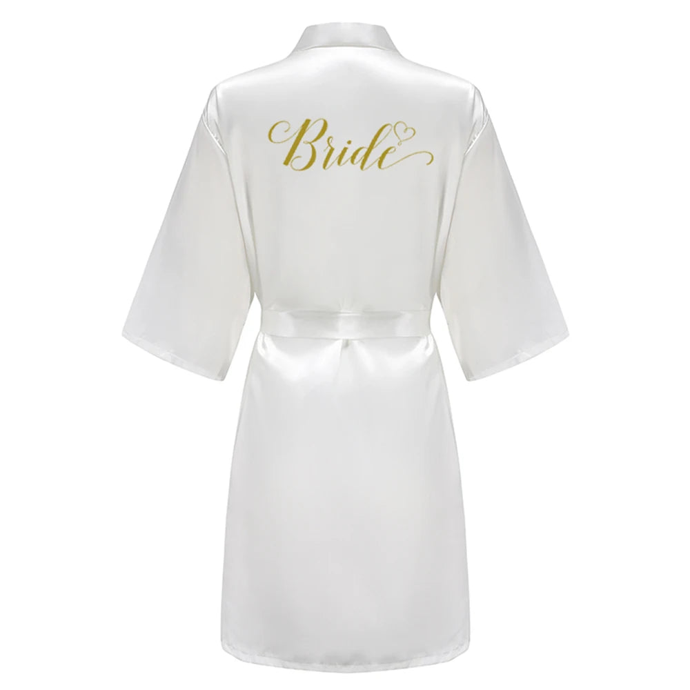 Bata de satén "Team Bride" – Kimono de pijama para fiesta de bodas con estampado de letras blancas | Regalo de despedida de soltera para mujer